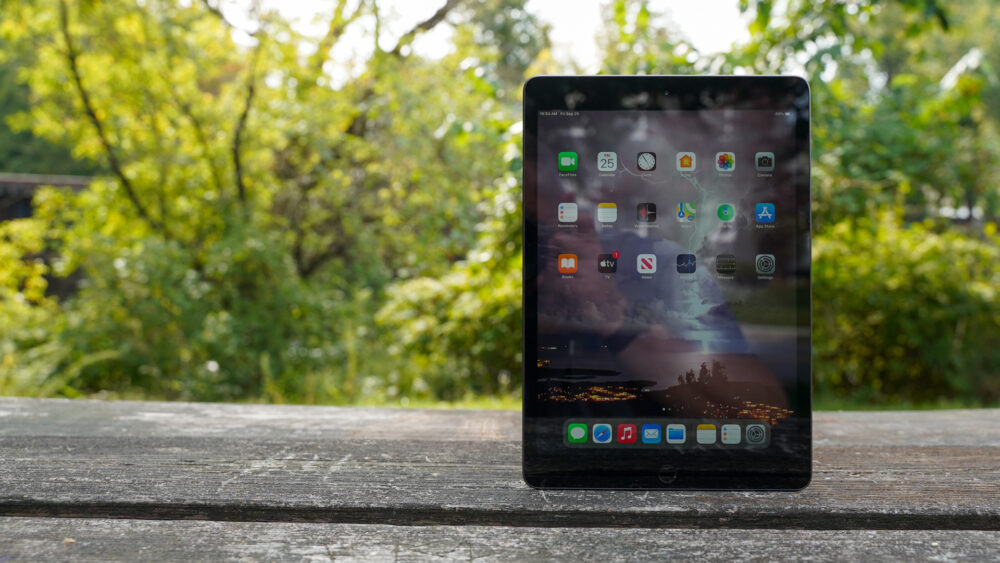 Apple Ipad Review Peerless Performance Outweighs Dated Design