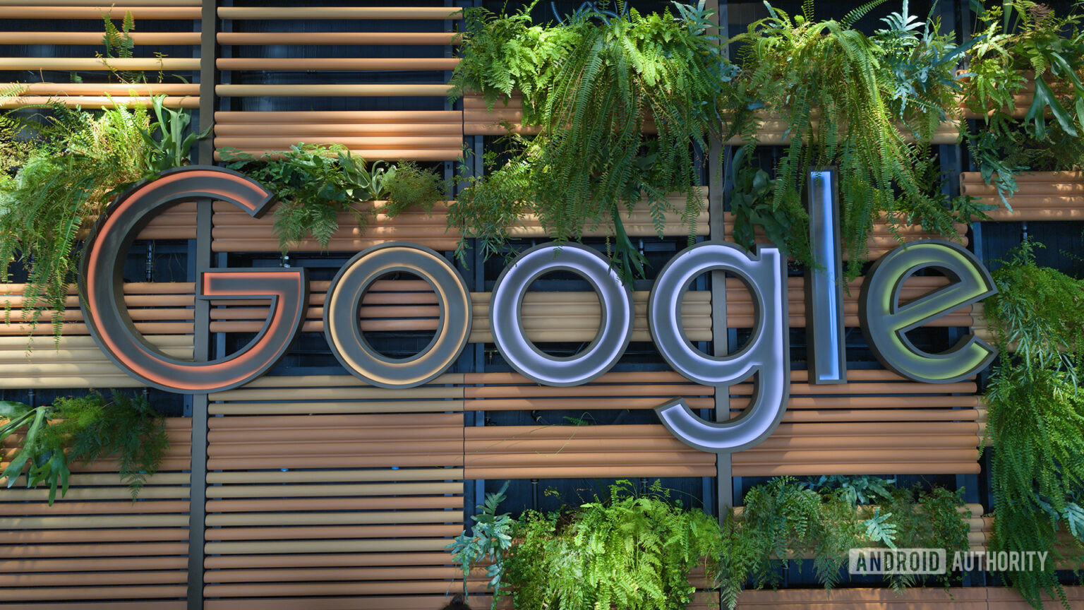 Google Catches You Up With Minute Daily Listen News Summaries