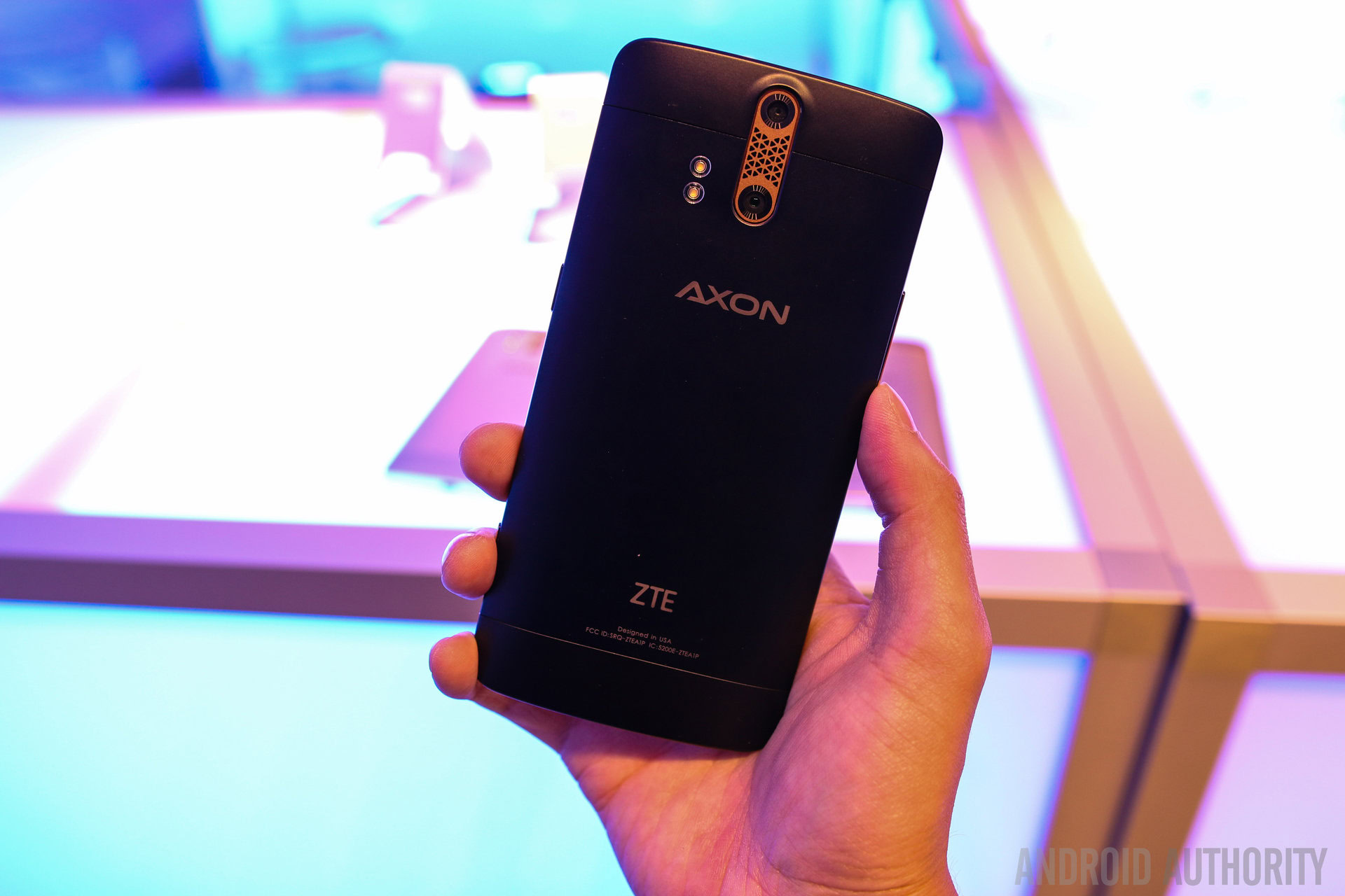 zte axon 1