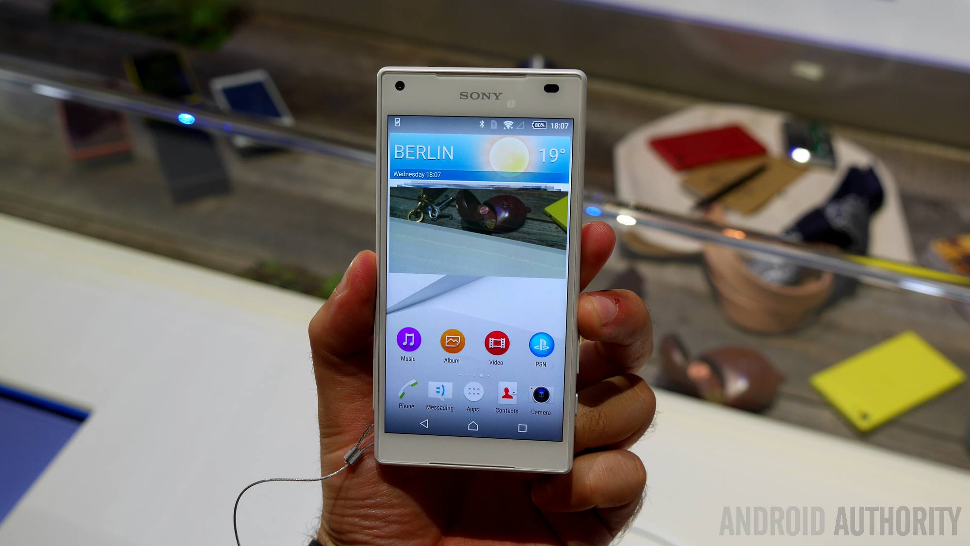 Sony Xperia Z5 and Z5 Compact now available in the USA