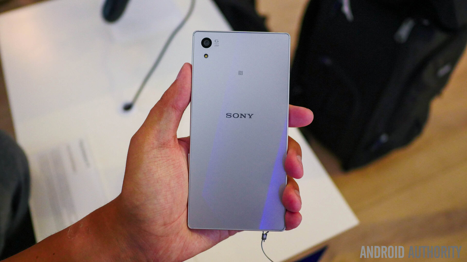 Aanpassing amplitude Foto Sony Xperia Z5 hands on and first look