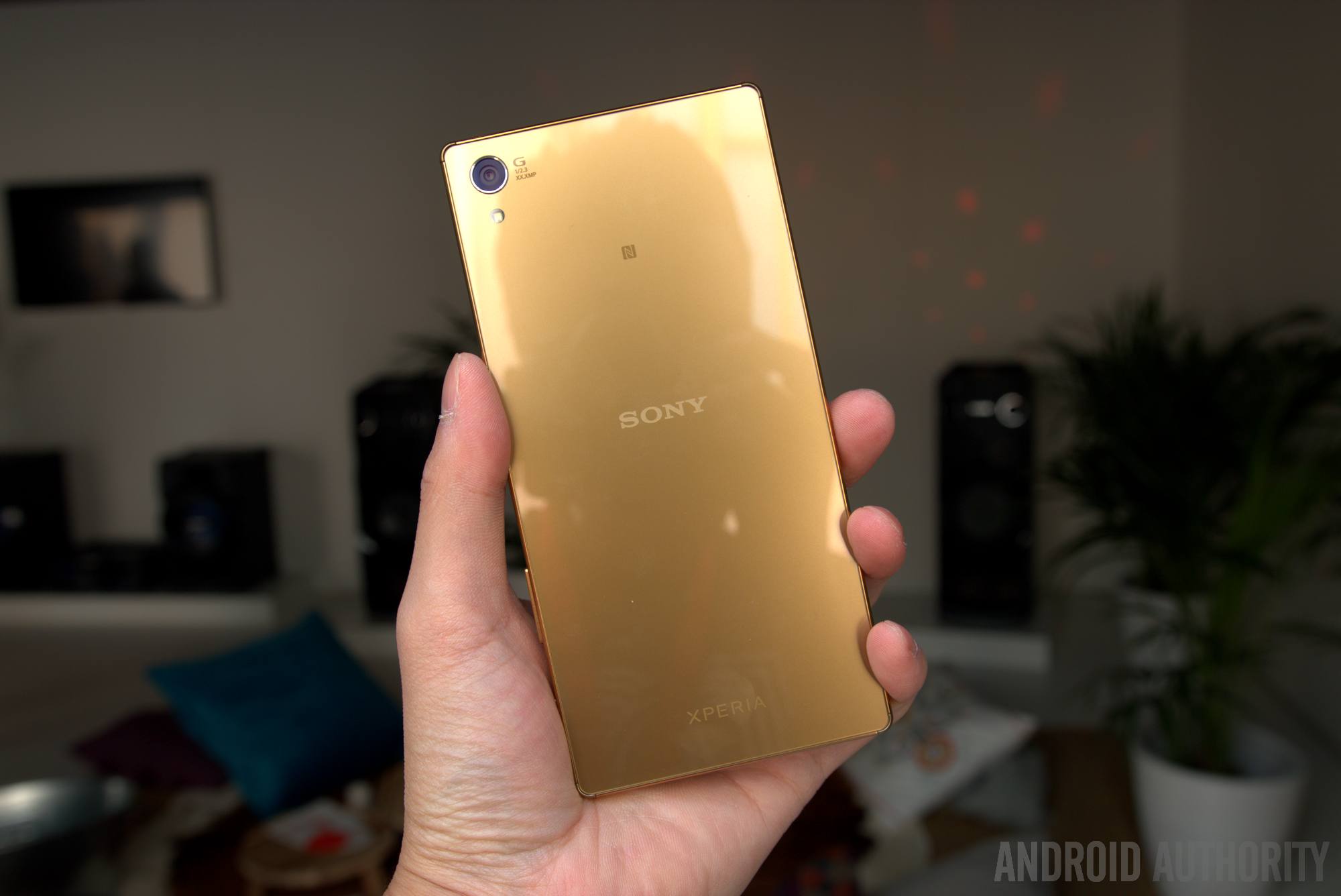 Sony Xperia Z5 Premium and look