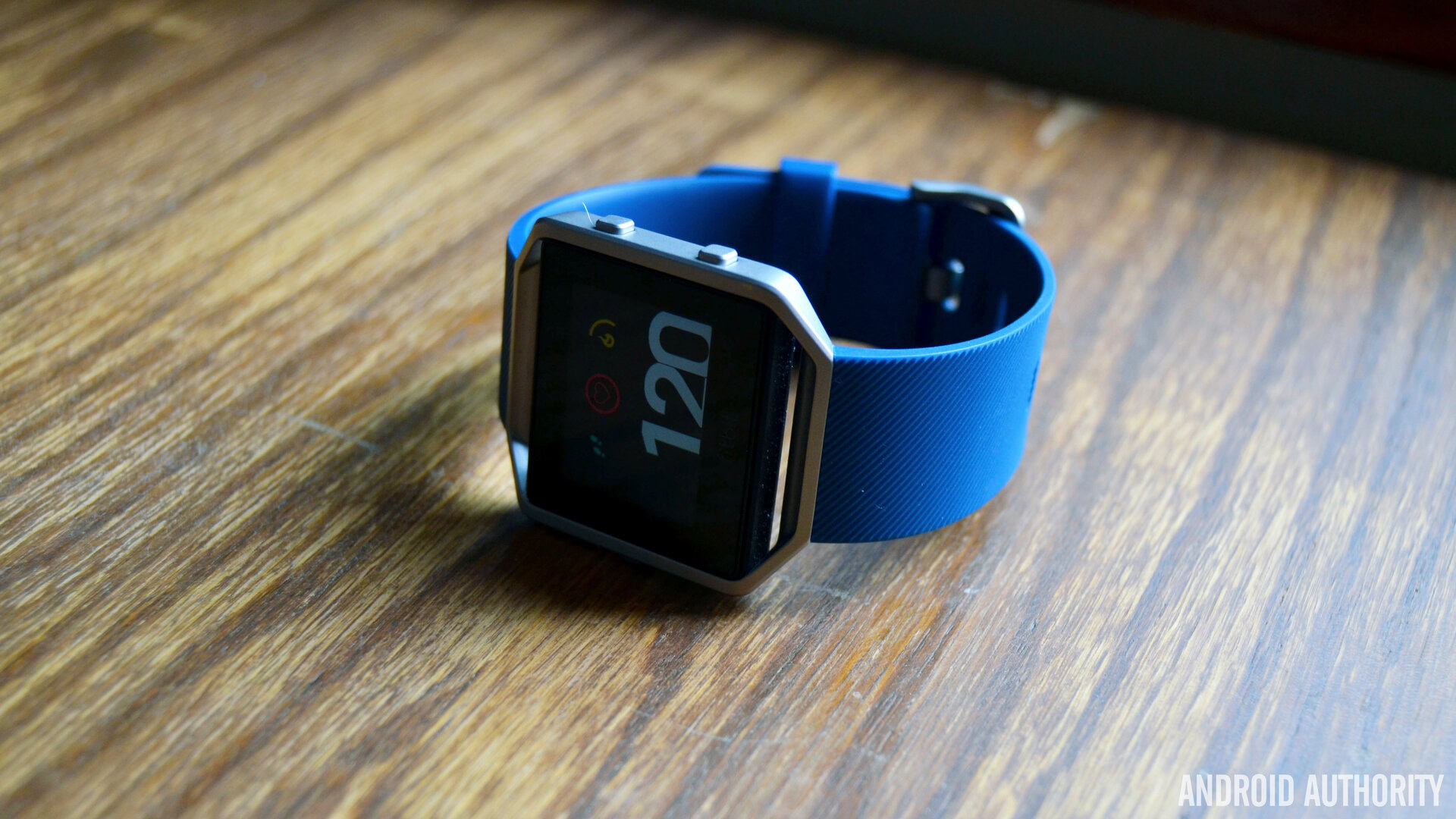 Fitbit blaze best sale blue small