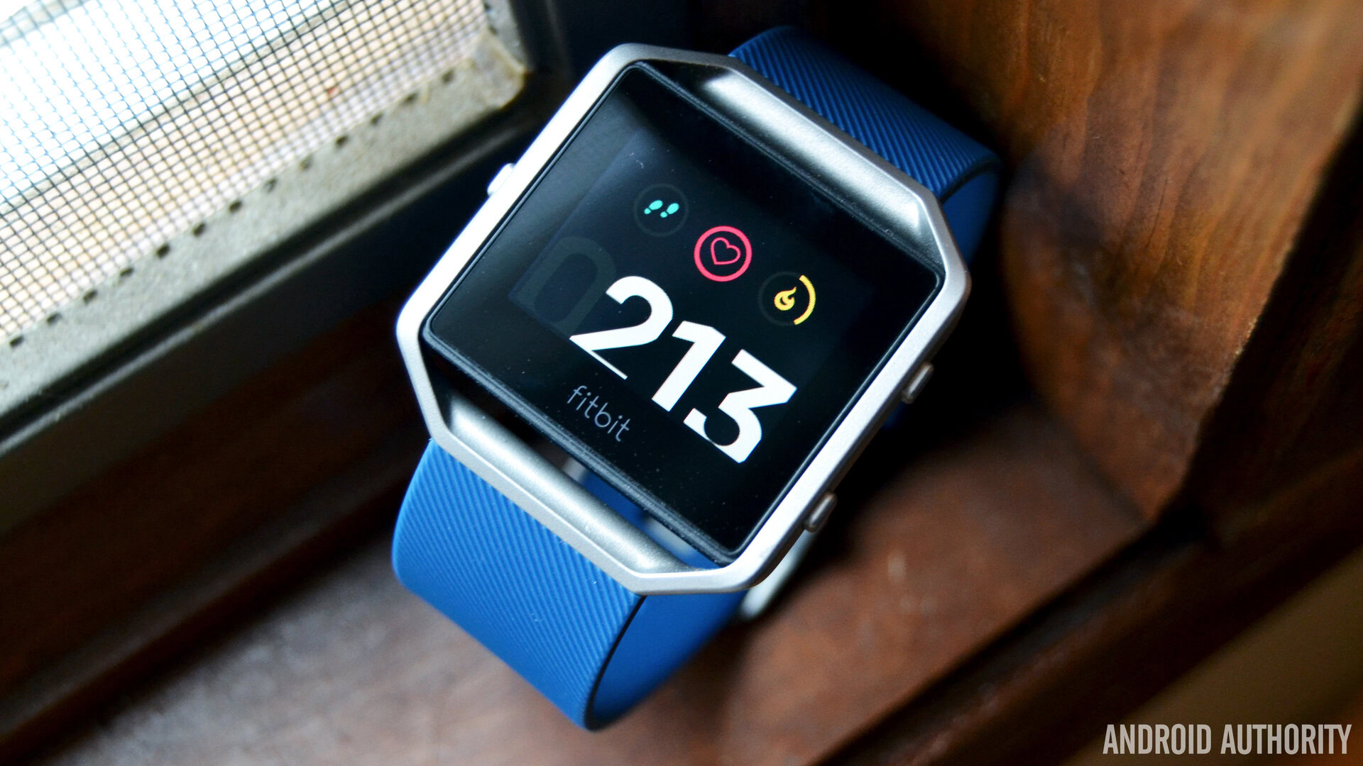 Fitbit Blaze review - Android Authority