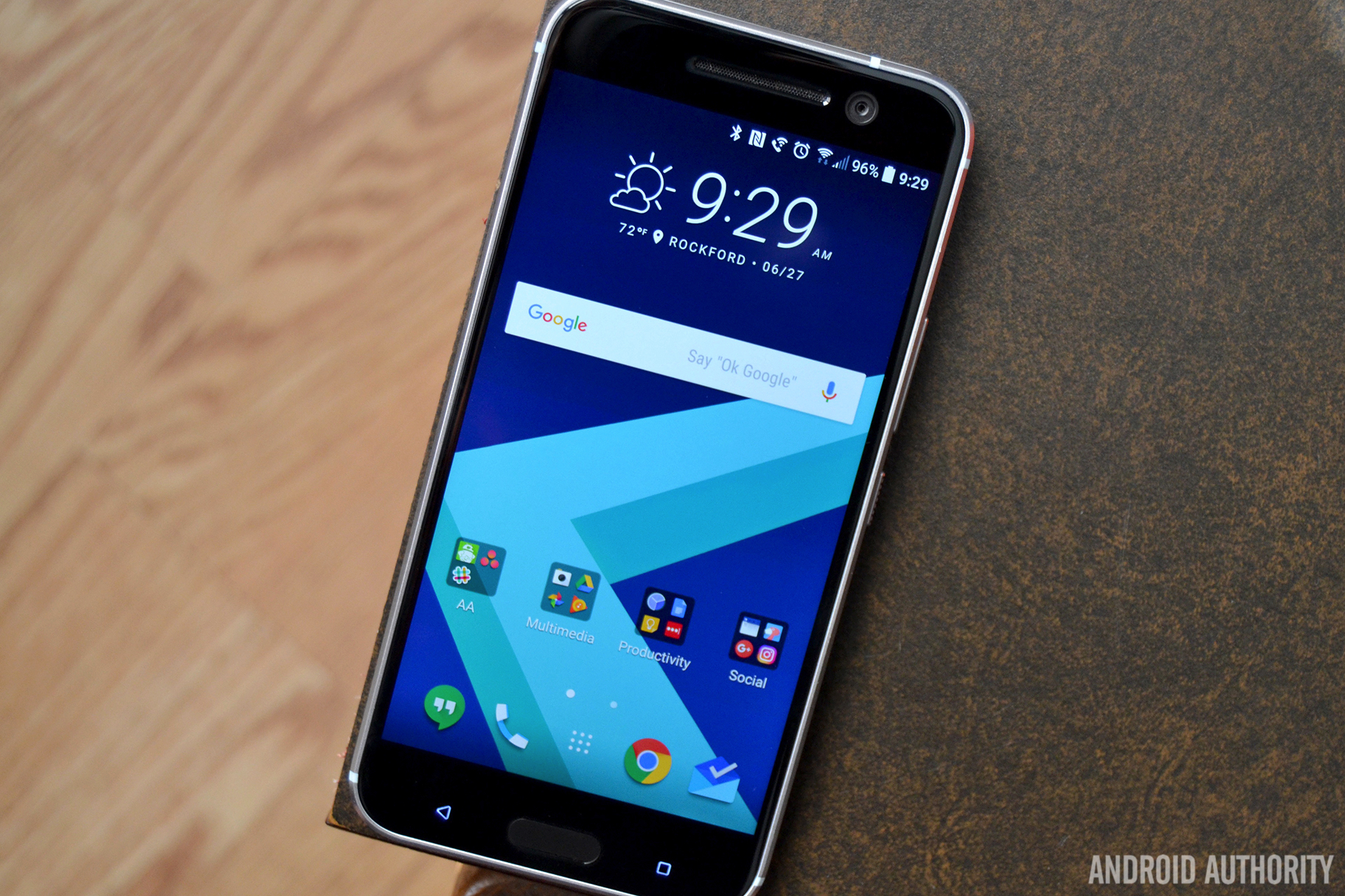 Moto G4 Play finally gets Android 7.1.1 Nougat -  News