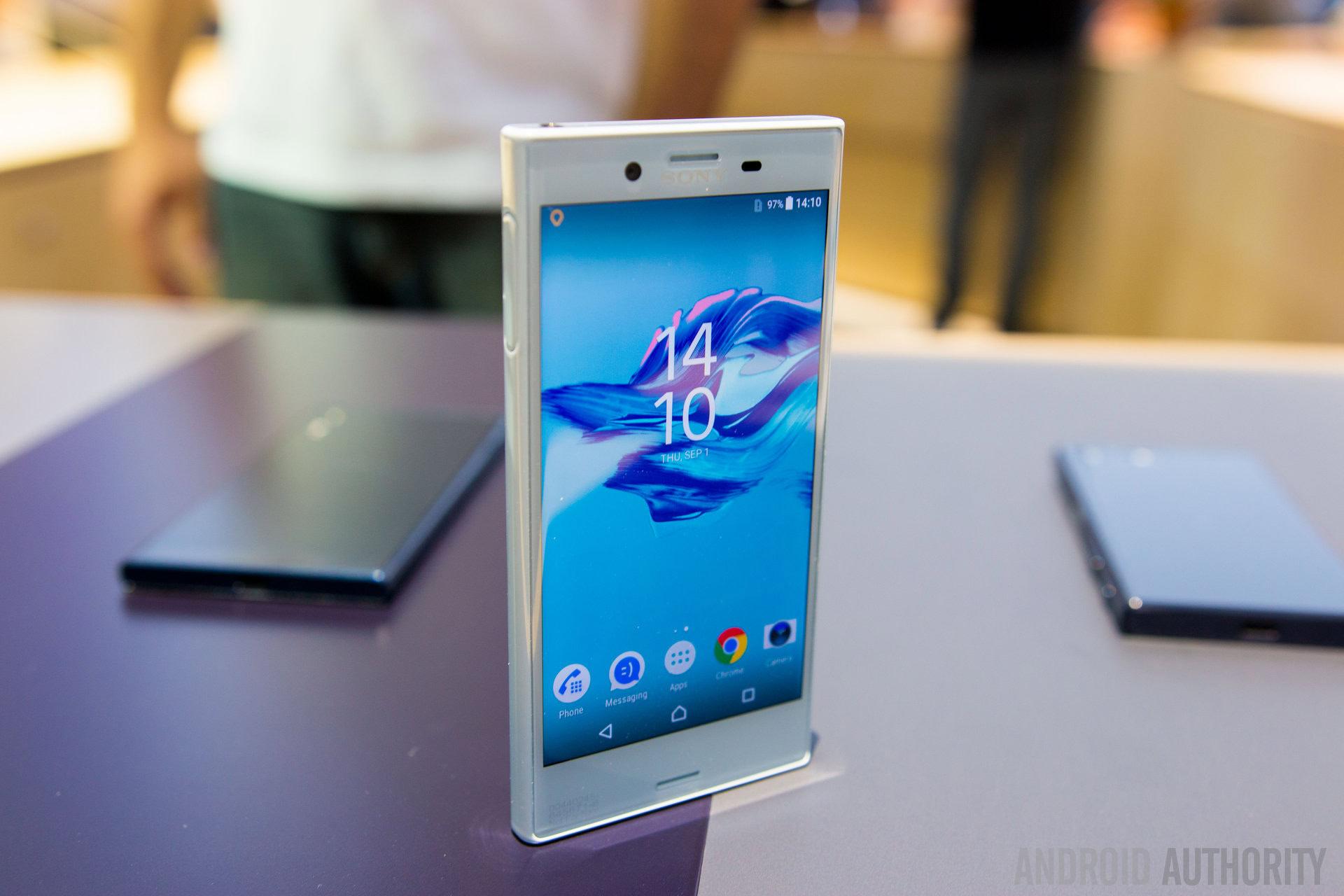 Sony Xperia Compact hands on review - Android Authority