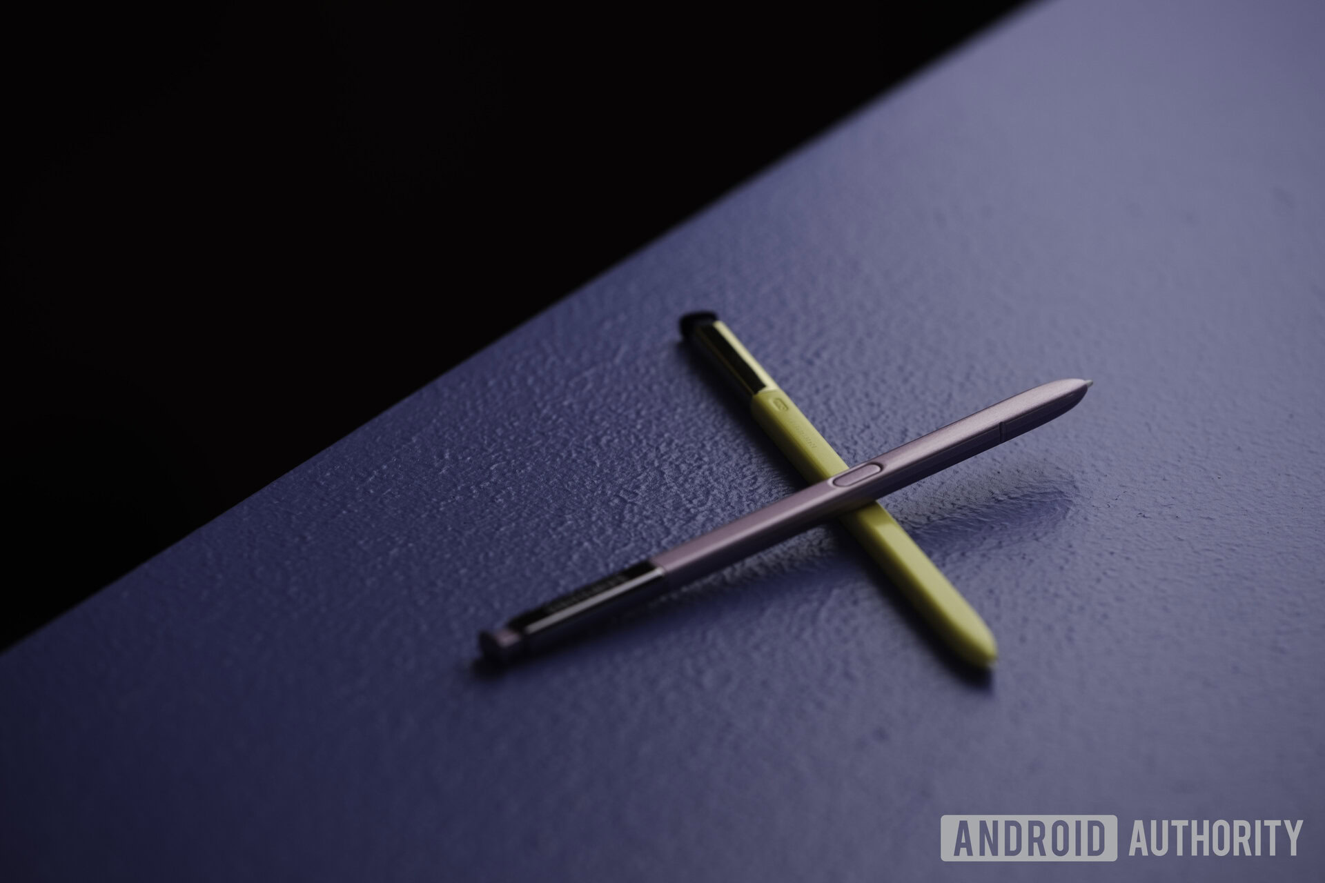 How does Samsung's S Pen work so damn well?