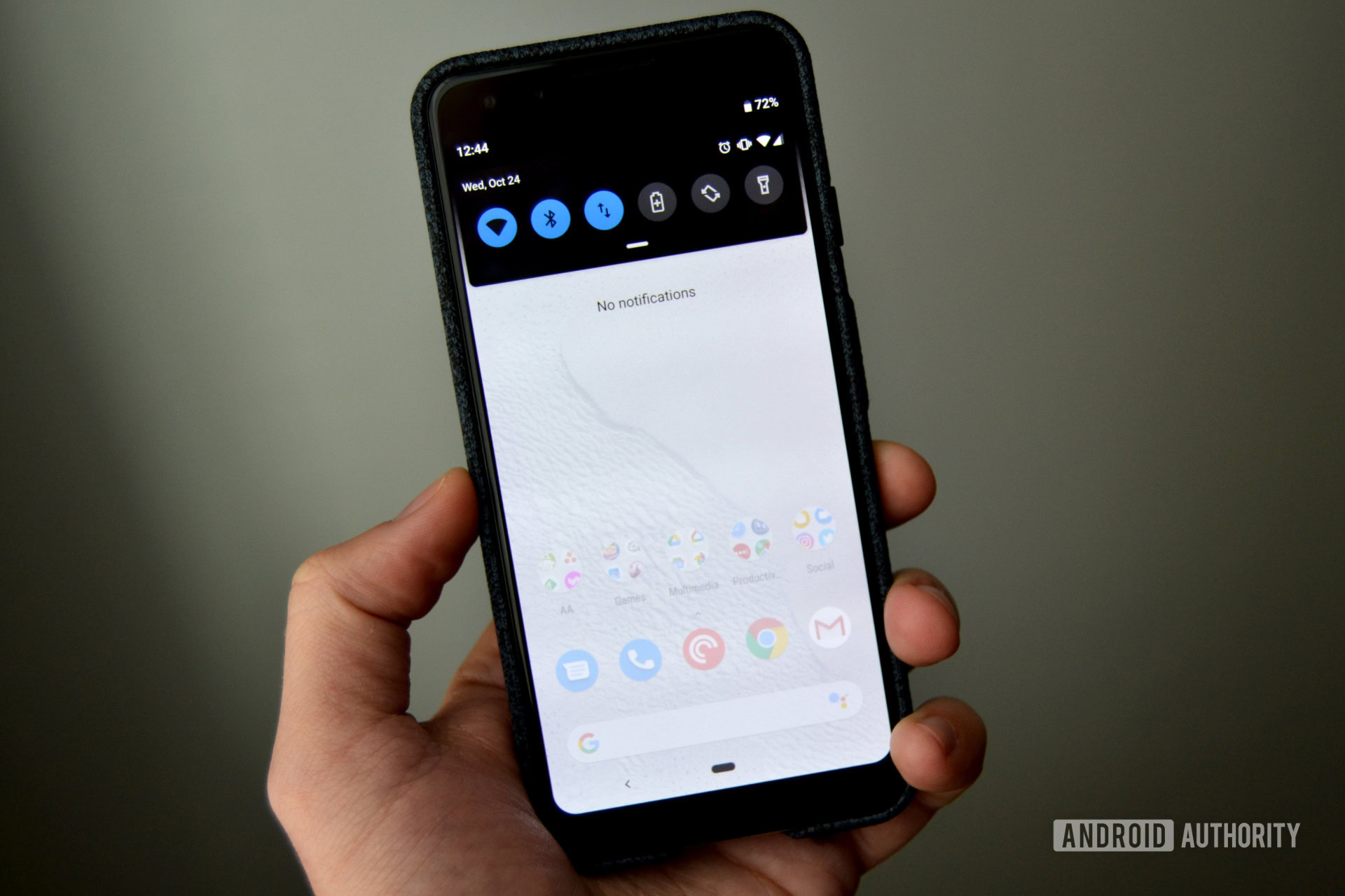 Is Your Pixel 3 Stuck On Dark Theme Here S How To Fix It Android Authority