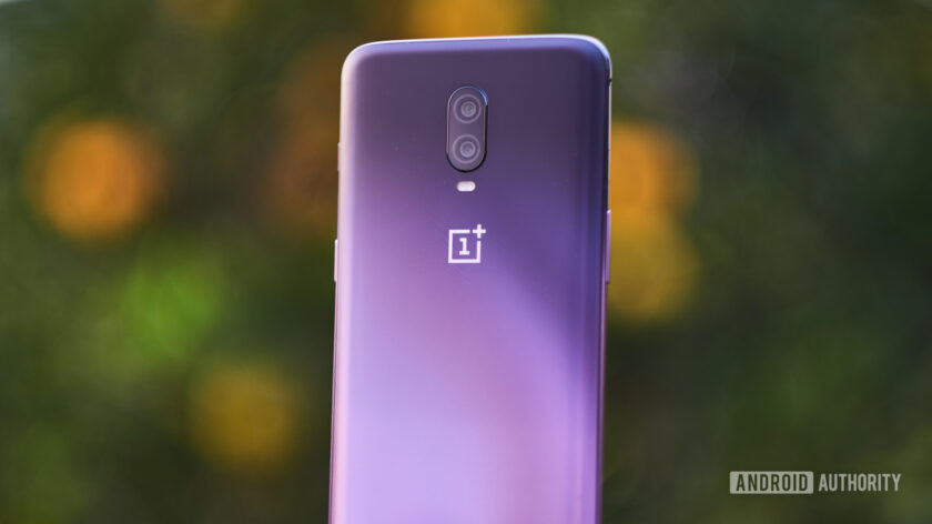 OnePlus 6T Thunder Purple edition mysteriously back in stock