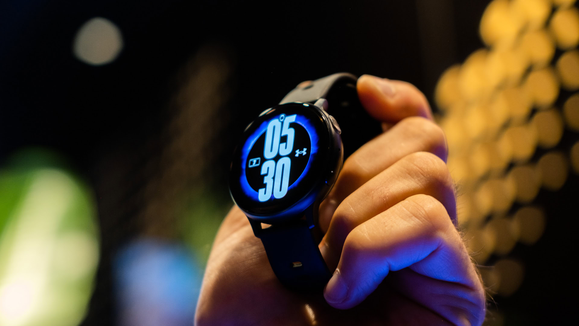 Samsung Galaxy Watch Active 2 features LTE and a touch-enabled bezel