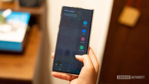 How to take a Samsung Galaxy Note 10 screenshot