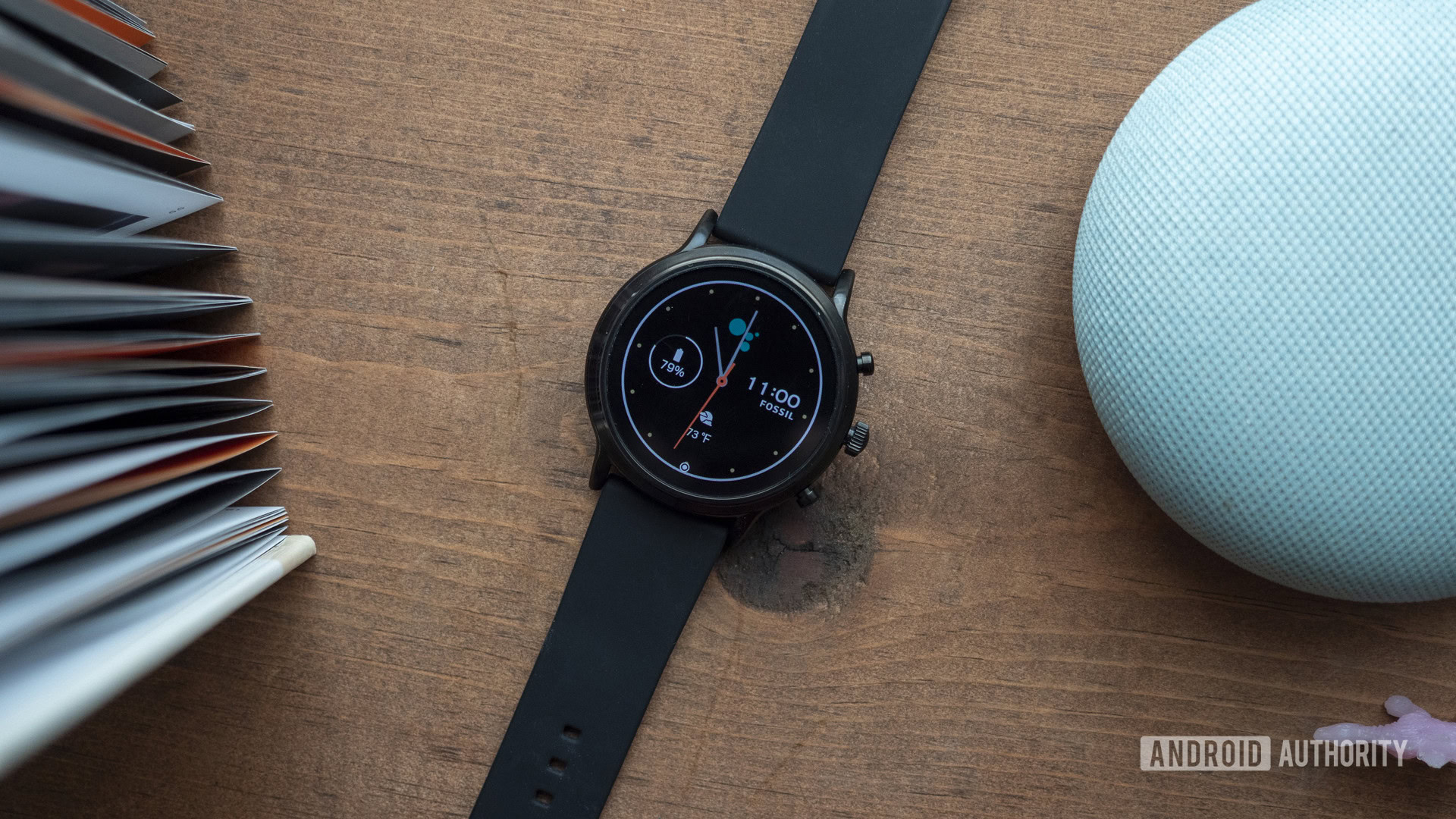 Fossil's new smartwatches add GPS, NFC, and heartbeat monitors