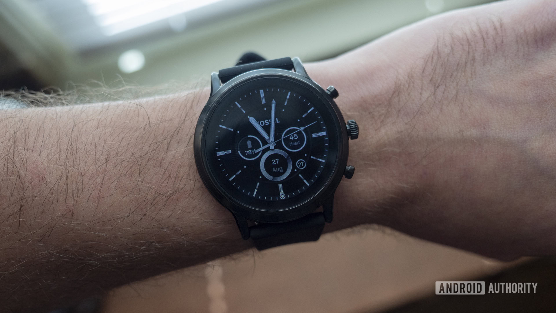 Fossil's first smartwatch with LTE might come soon - Android Authority