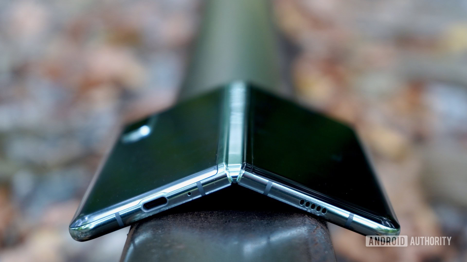 Samsung Galaxy Z Fold3 5G Display review: Big screen, solid