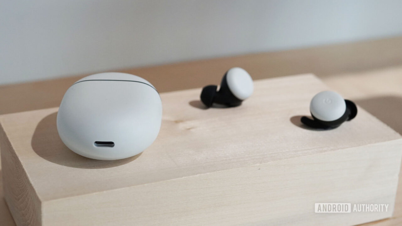 Google Pixel Buds 2 hands-on