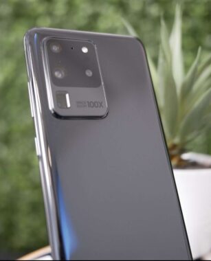 Samsung Galaxy S20 Ultra real-world image shows that camera hump