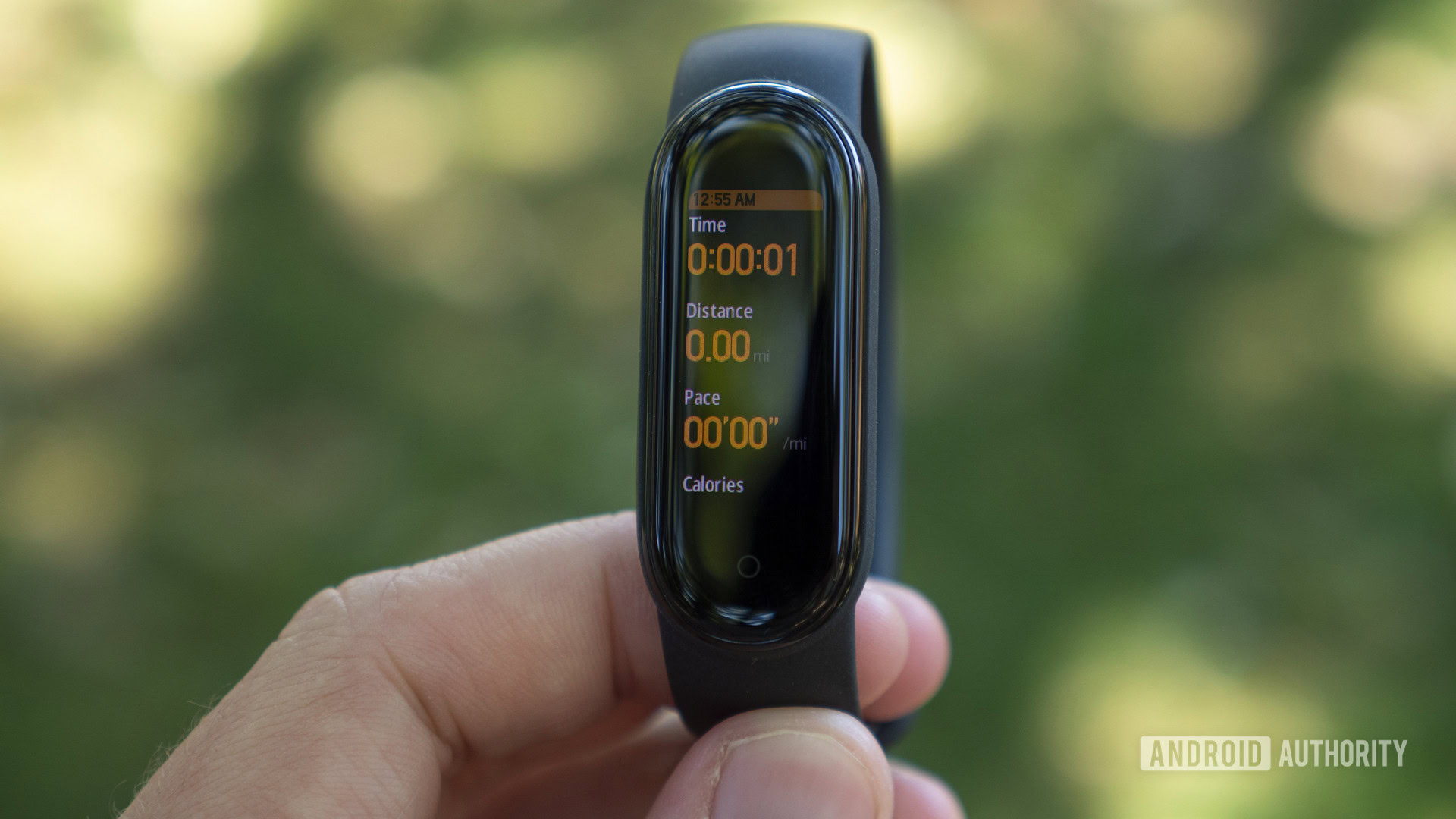 Xiaomi Mi Band 5 review: Taking the fight to Fitbit - Android