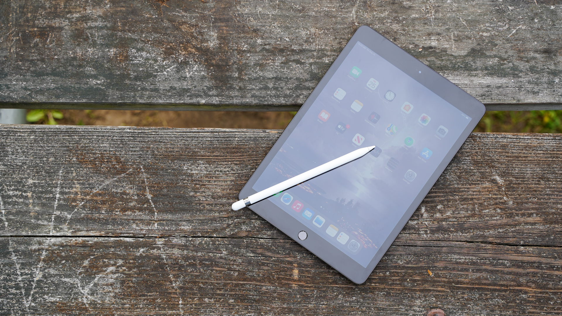 Apple iPad (2020) review: Peerless performance outweighs dated design