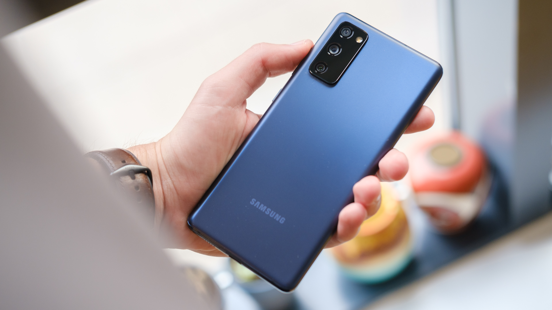 Samsung Galaxy S20 FE 5G review: The perfect introduction to Samsung's  flagship range