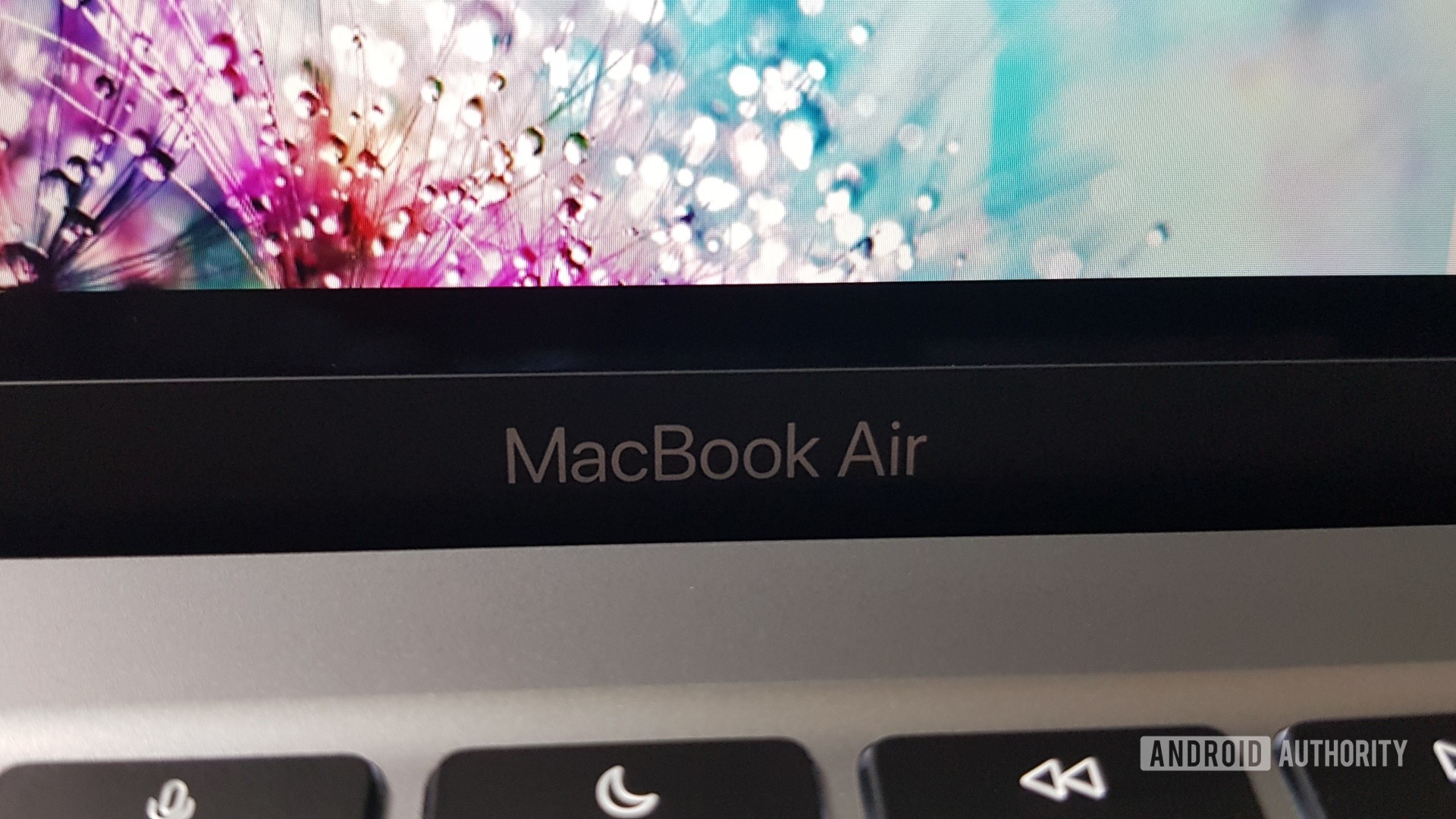 Apple MacBook Air recension (M1)