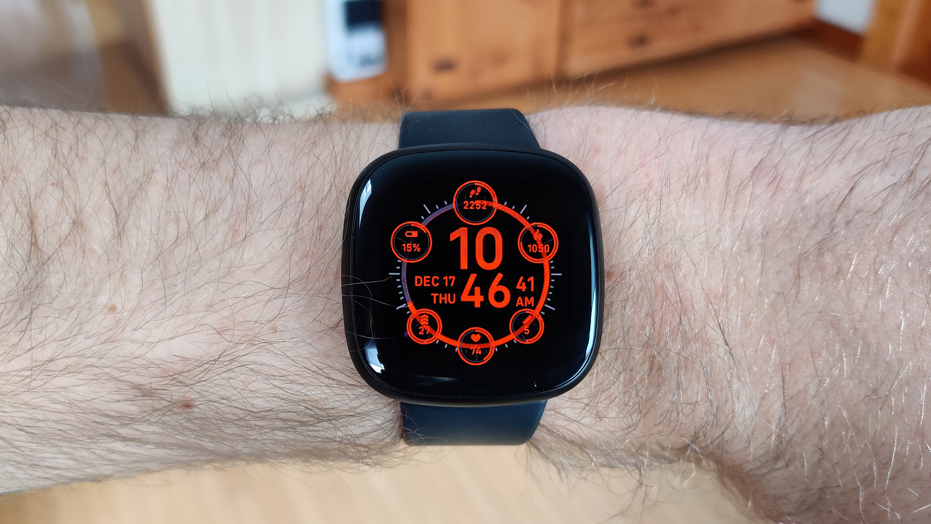 Fitbit Versa 3 review: A good watch with solid value - Android Authority