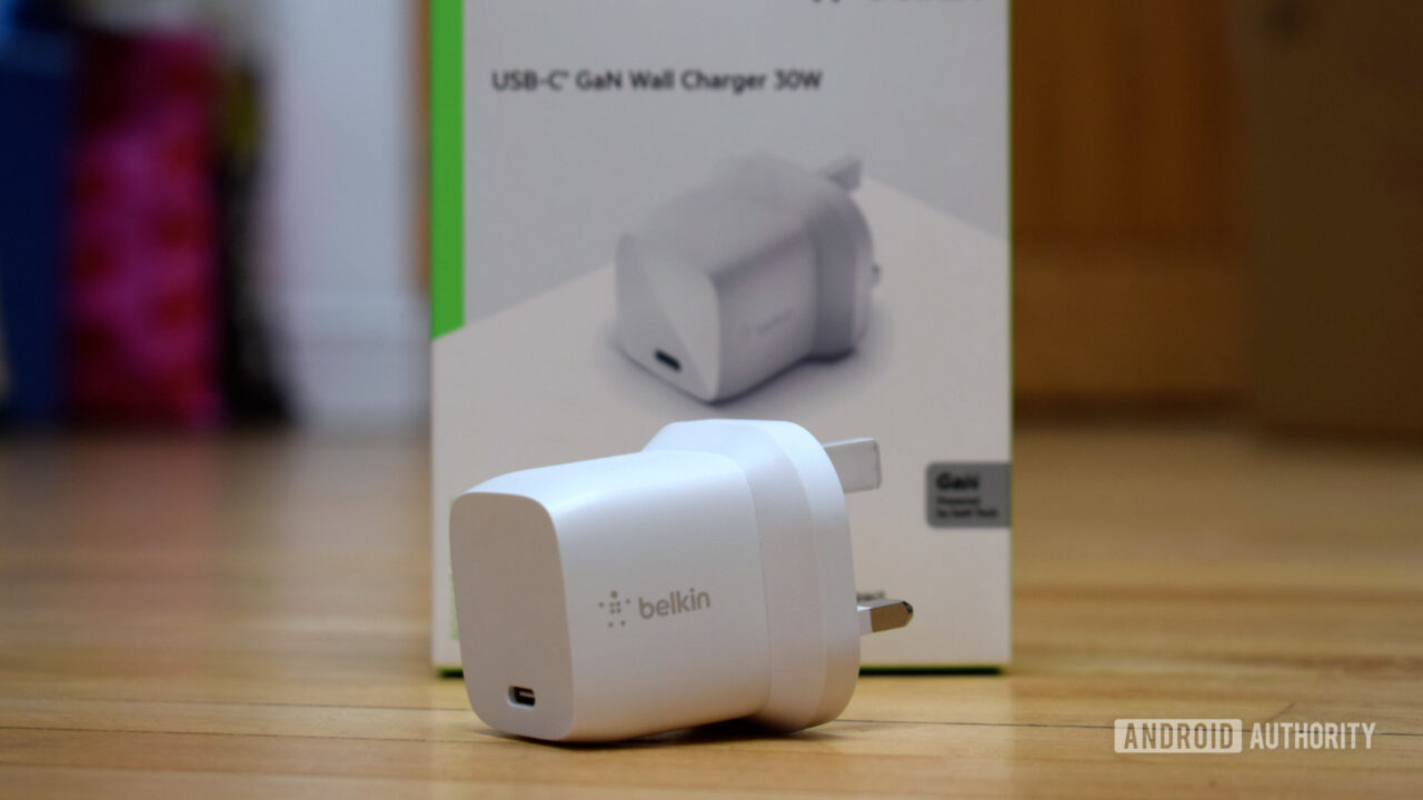 Belkin 30W GaN Wall Charger review: Ultra-compact charging