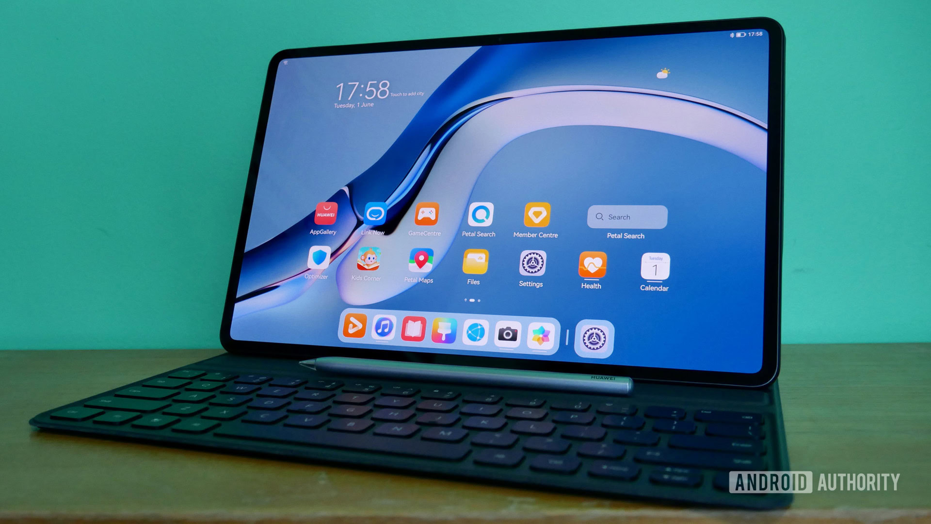 Huawei's first Harmony OS tablets have a very familiar interface (Updated)