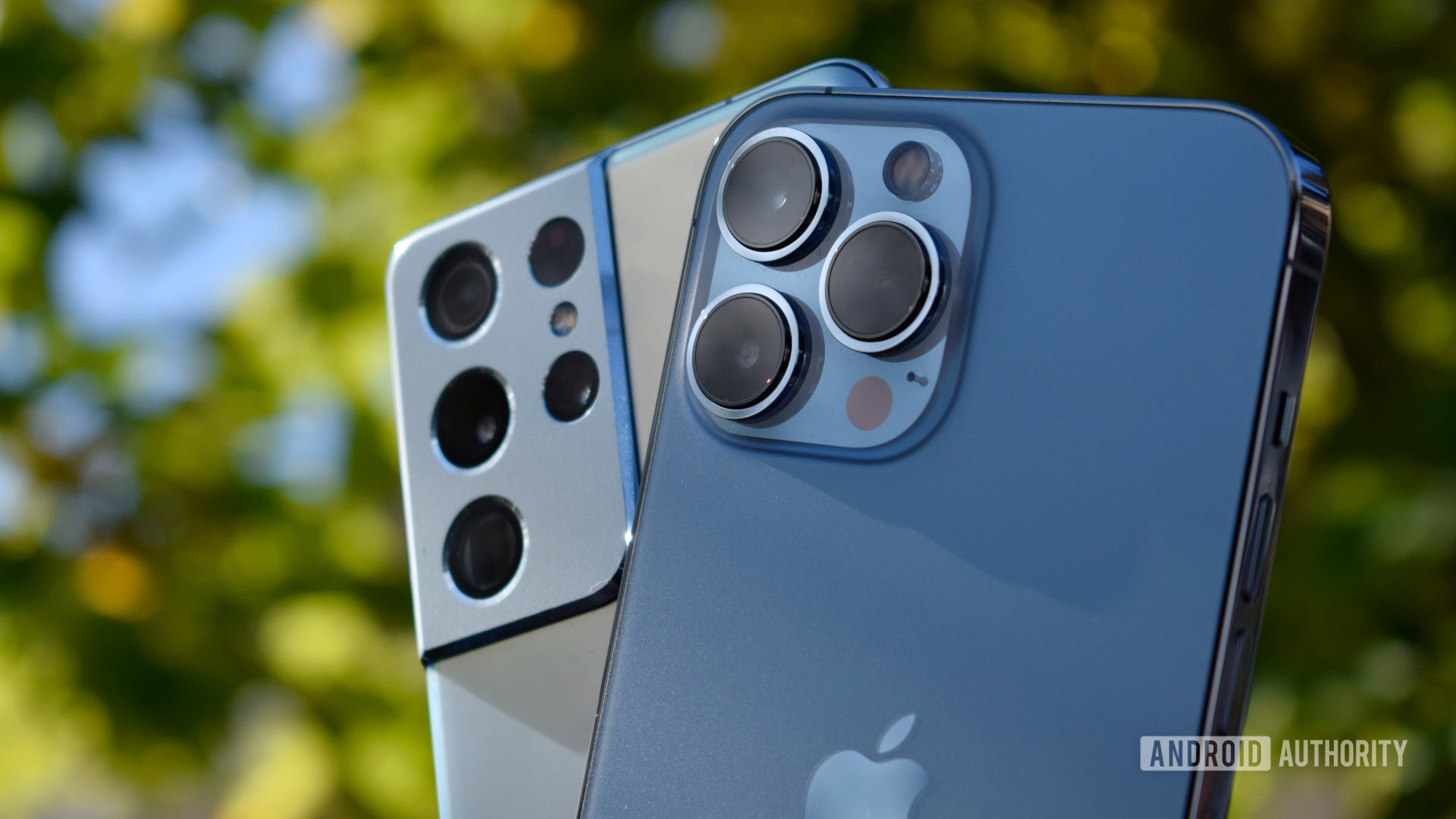 iPhone 13 Pro Max vs Samsung Galaxy S21 Ultra Camera Test