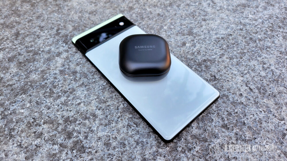 Poll: How often do you use reverse wireless charging? - Android Authority