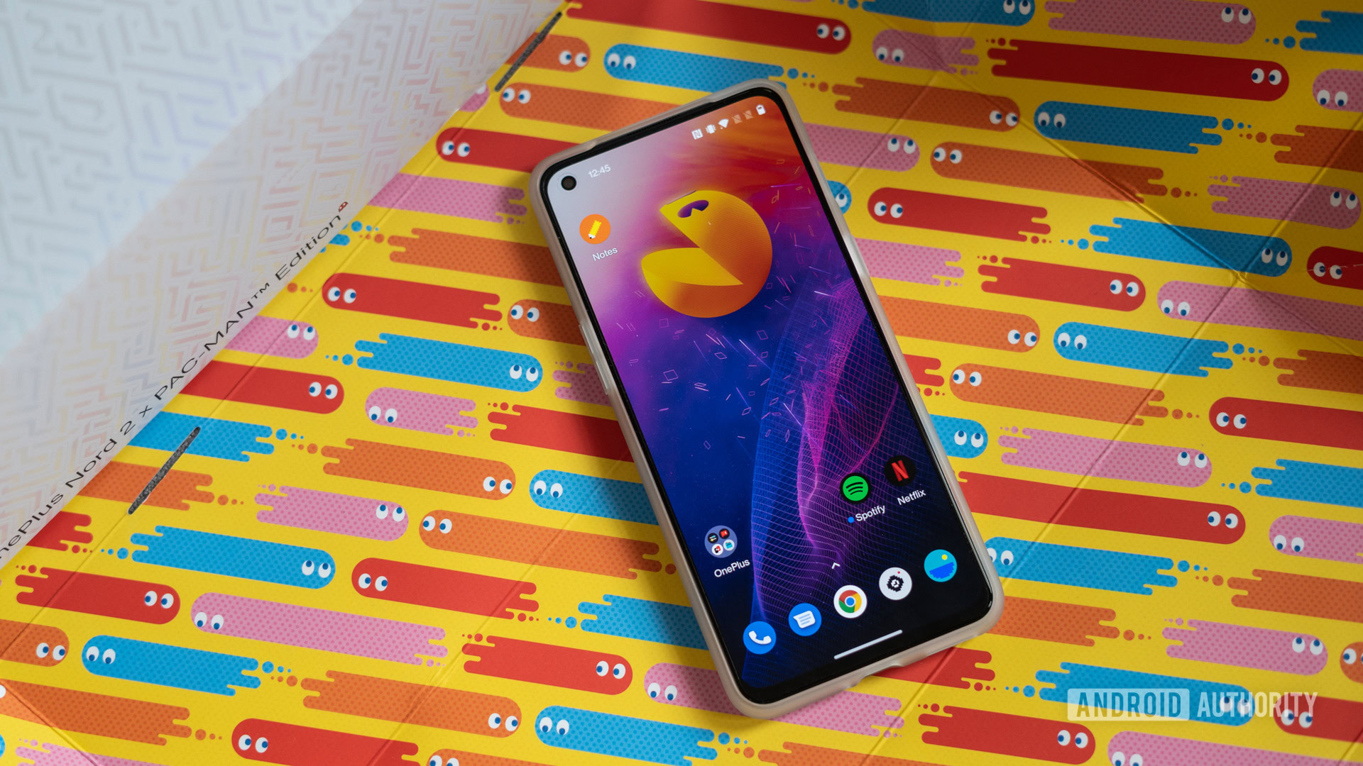 OnePlus 2 Pac-Man edition hands-on: A fun retro gaming throwback phone