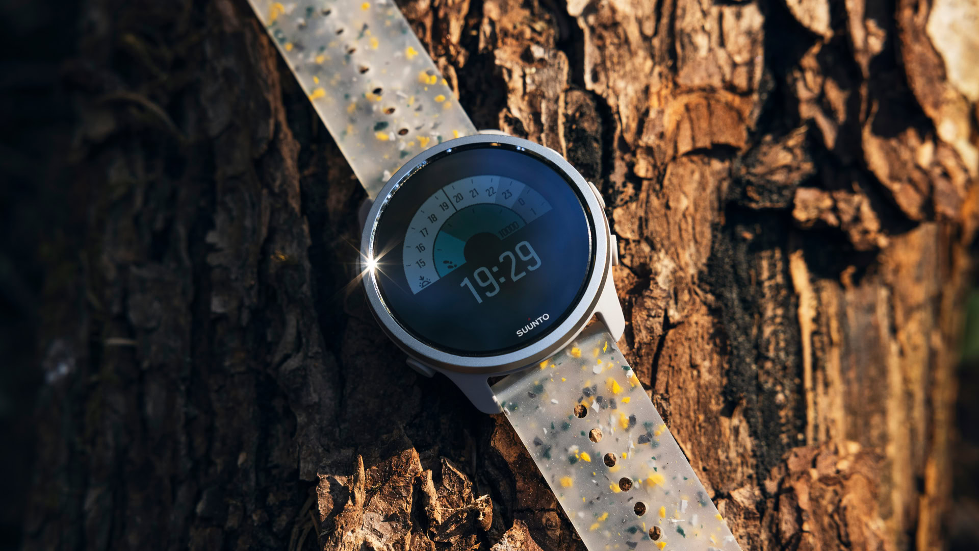 Suunto 5 Smartwatch Review - Best Features of the $329 Wearable