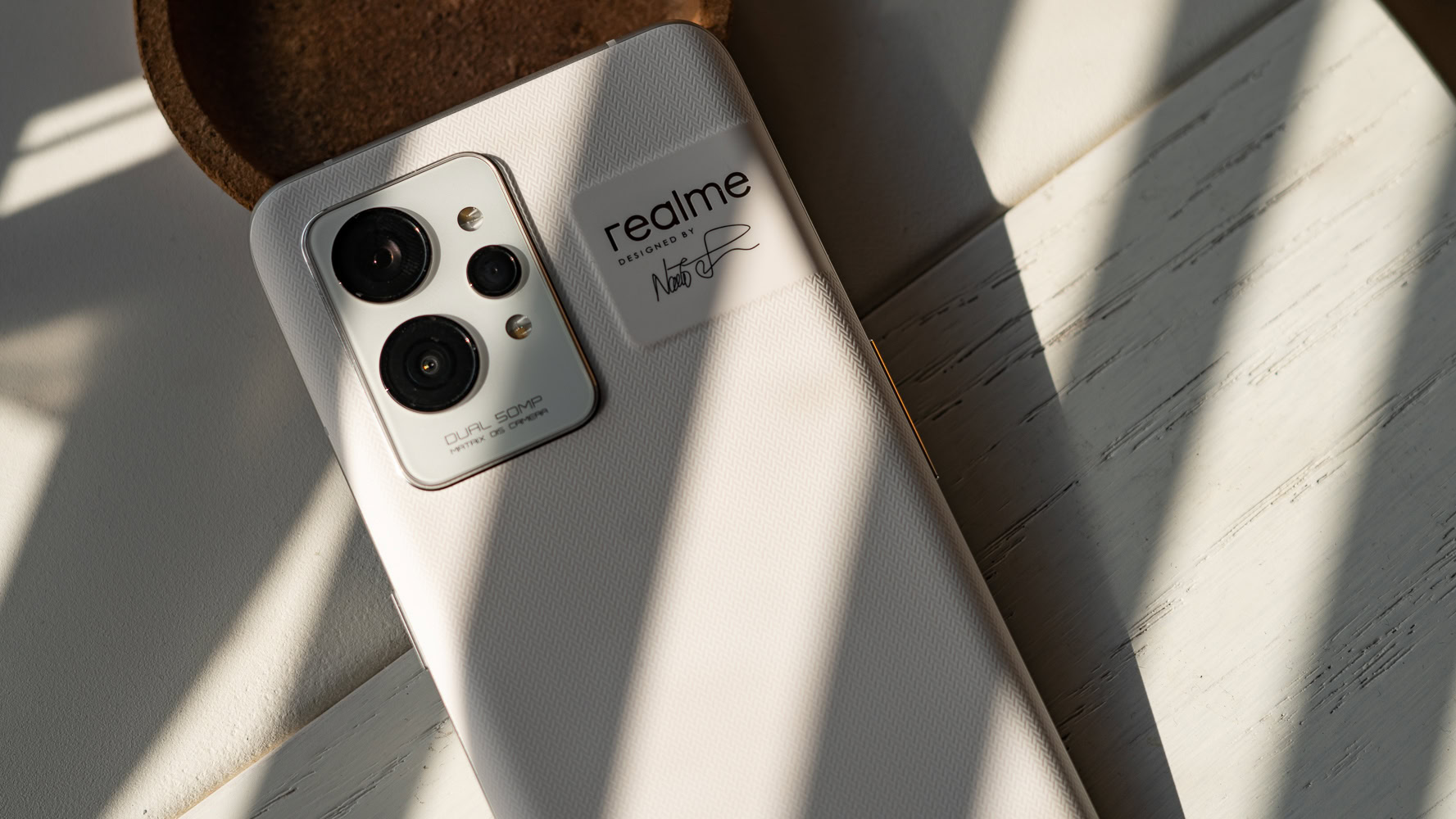 Realme GT 2 Pro review: paper-inspired phone perfection?