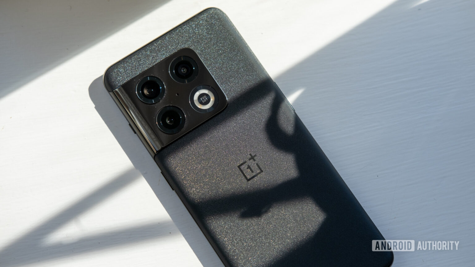 OnePlus 10 Ultra could fix some of the OnePlus 10 Pro’s mistakes