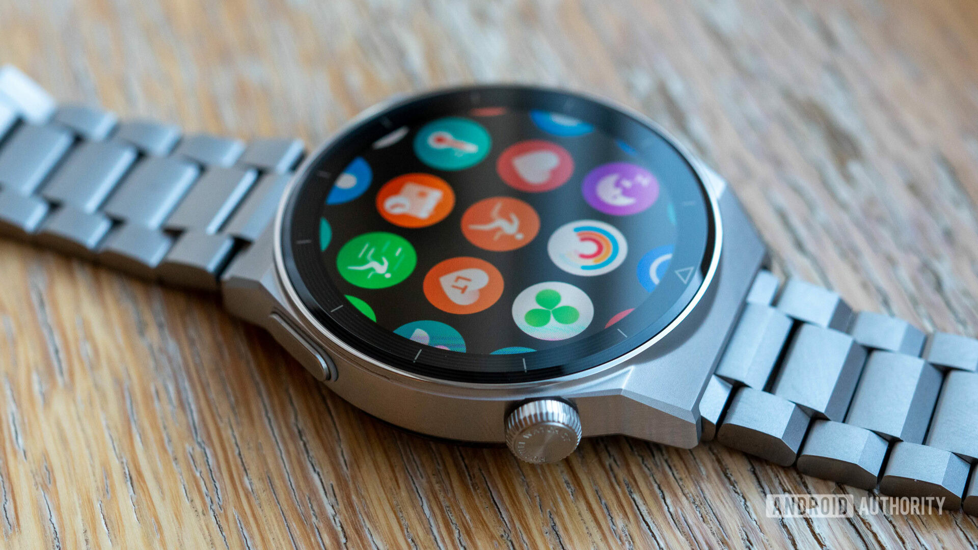 HUAWEI Watch GT 3 Pro review: Titanium, ceramic, and compromises