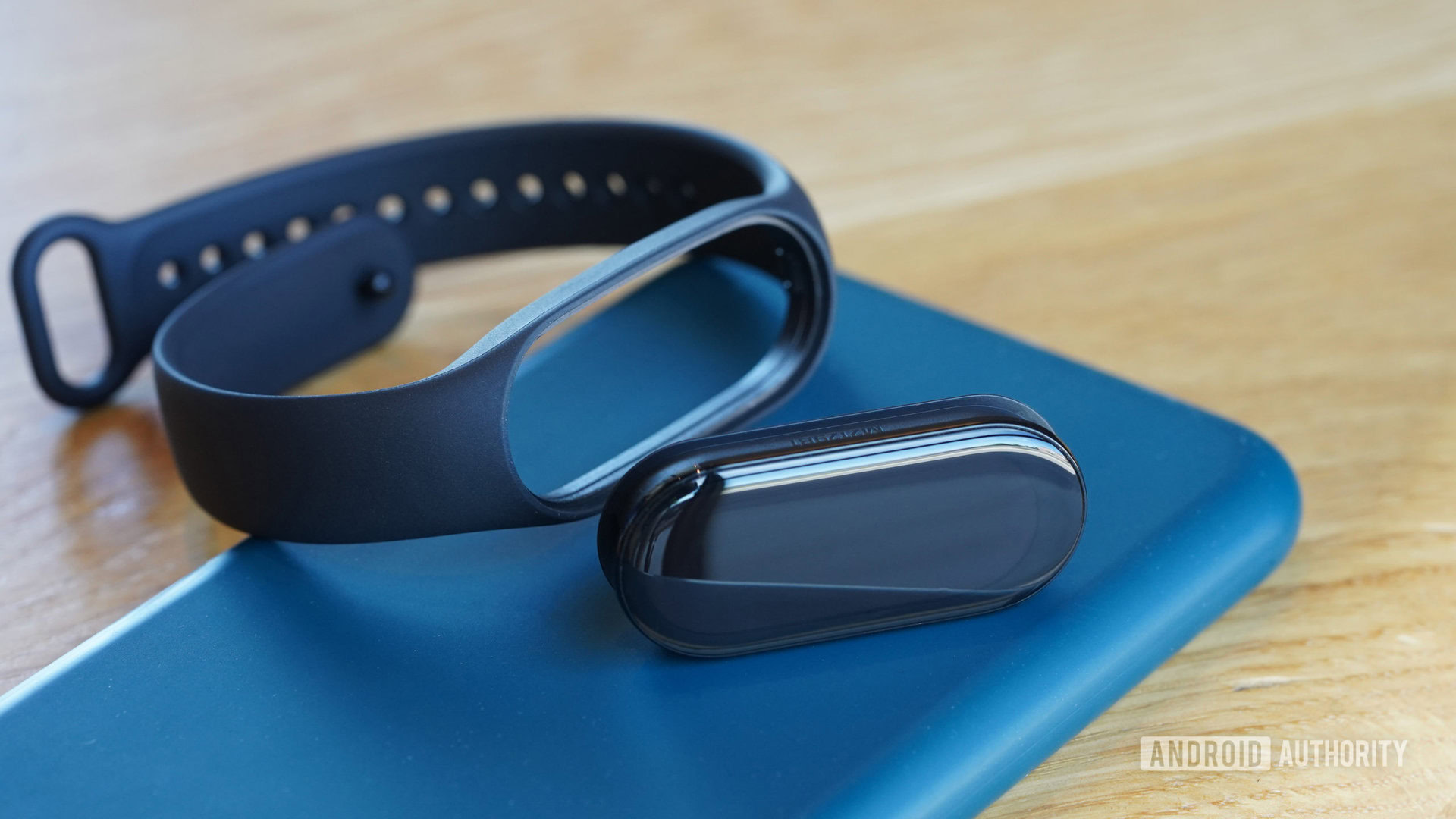 Does the Xiaomi Mi Band 7 work with Mi Band 6 bands?