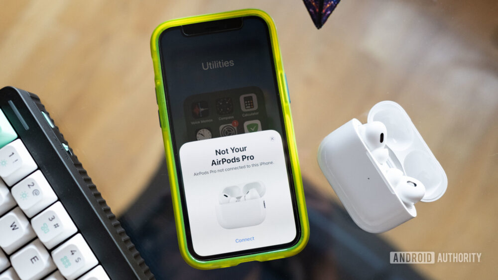 AirPods flashing white and can't connect: Here's how to fix it