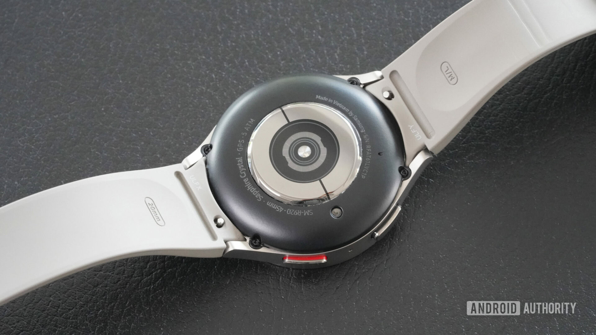 Samsung Galaxy Watch5 3.56 cm SM-R910NZAADBT, Smart Watch