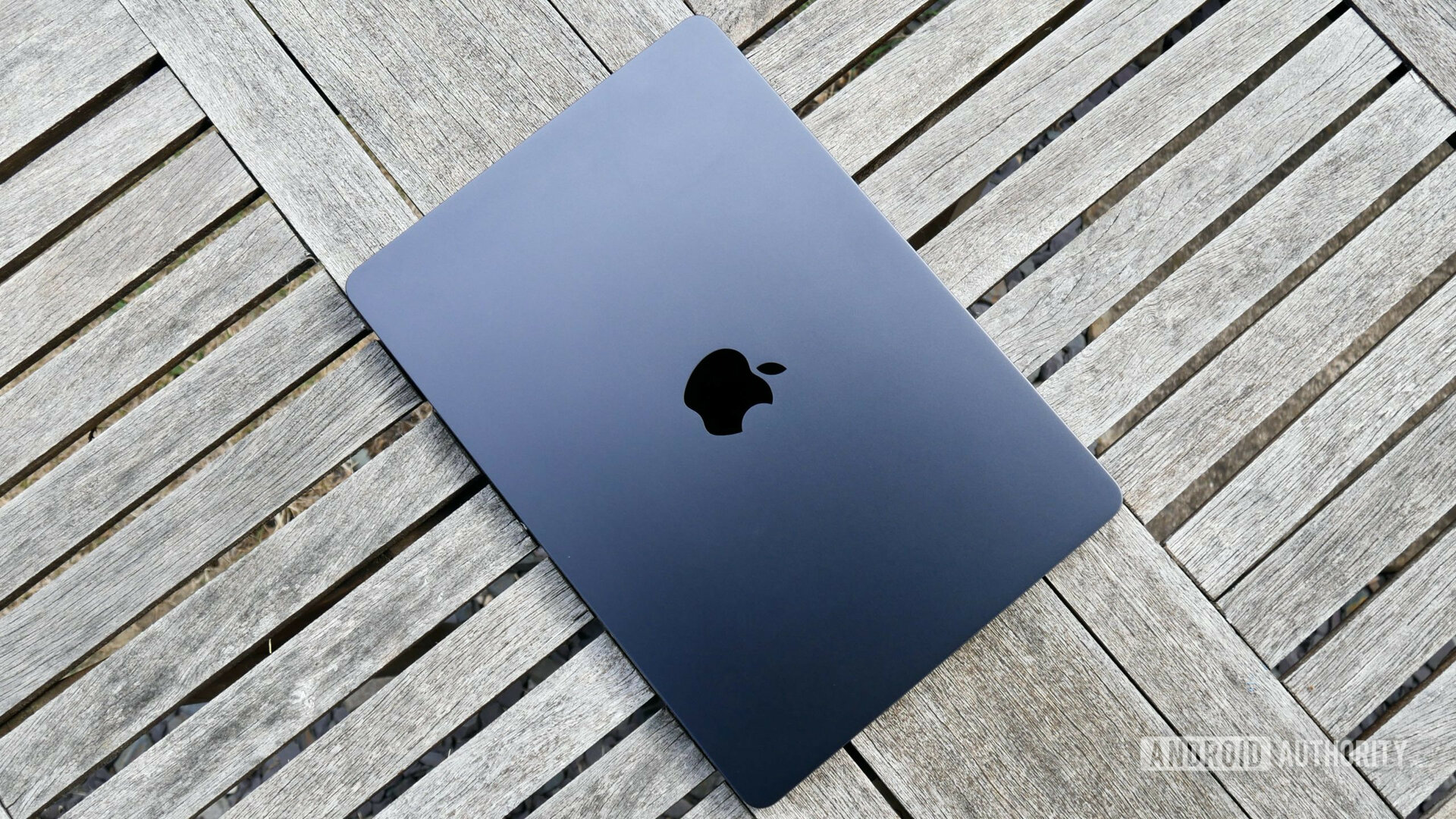 Grab an Apple Mac mini With 16GB RAM & 1TB SSD for $999