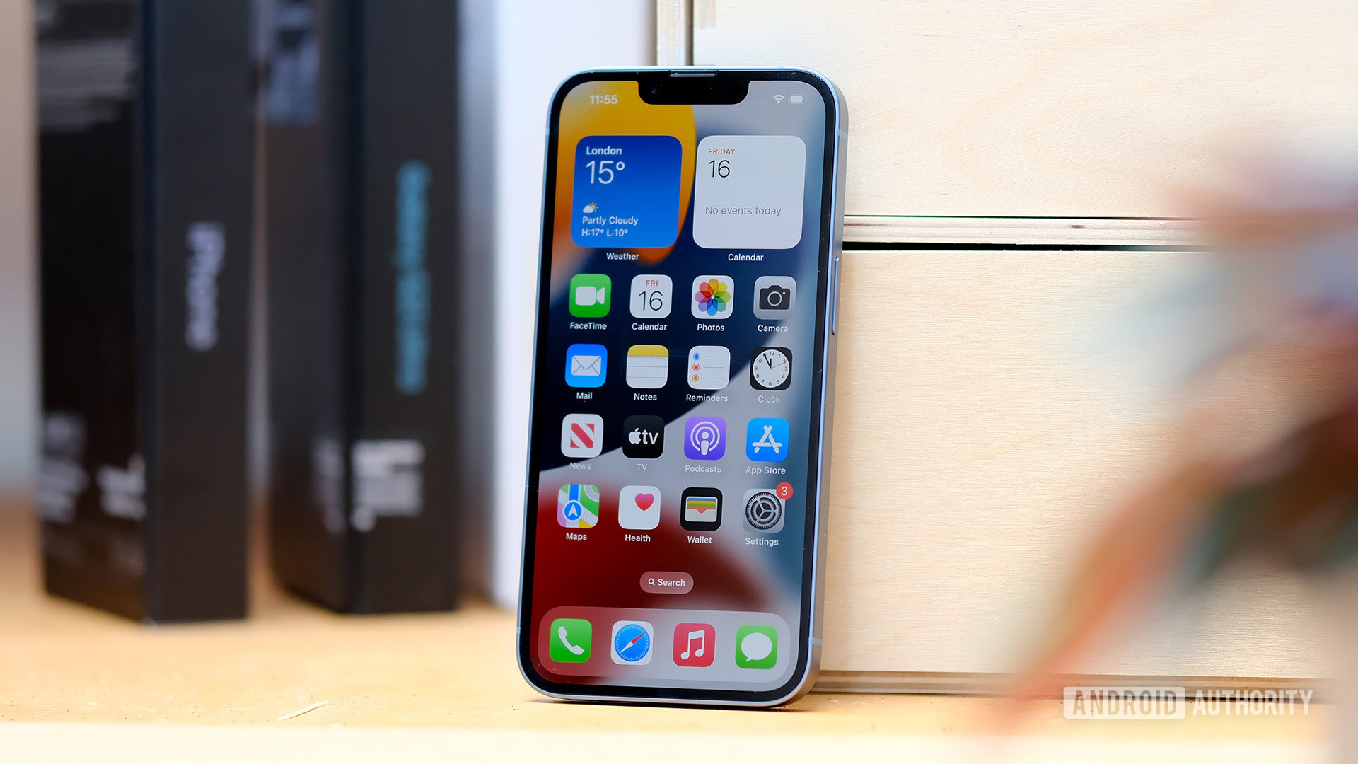 Apple iPhone 14 Pro review: Apple's private island - Android Authority