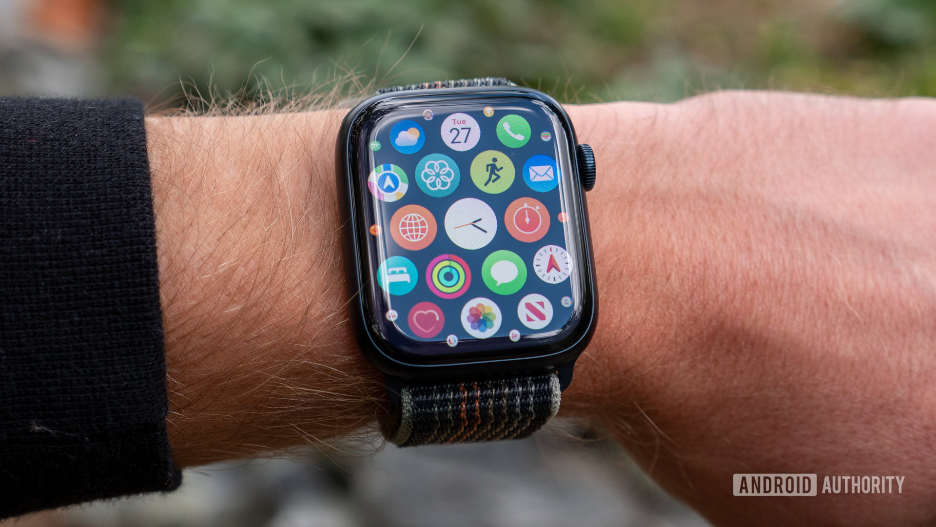 Apple Watch Series 8 price and offers: All the info you need before you buy