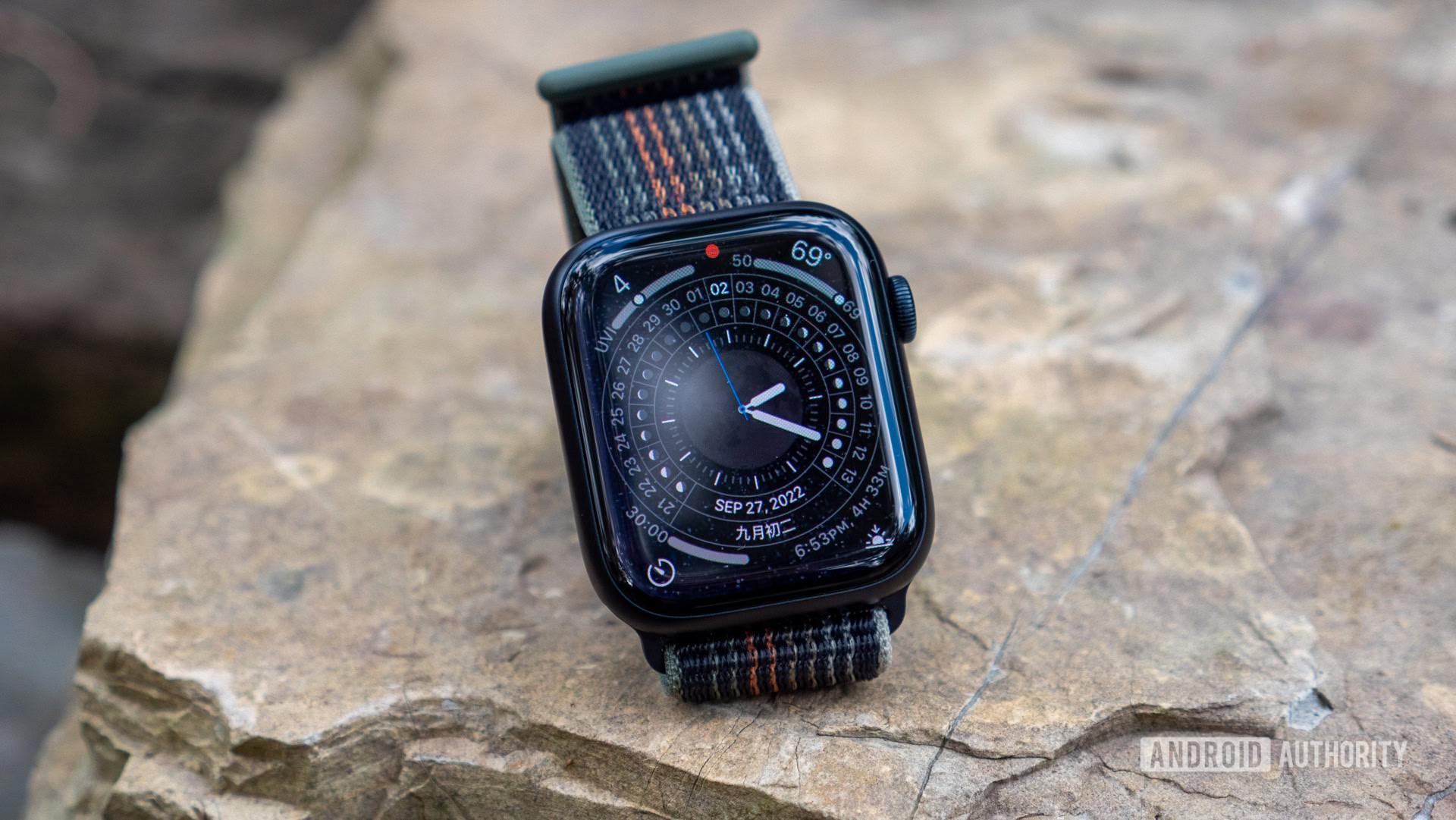 Apple Watch Series SE GPS 40mm Midnight Aluminum with Midnight