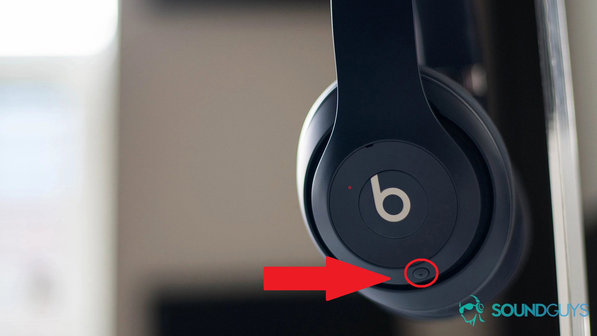 How to turn noise-cancelling on or off on your Beats Studio 3