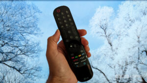 lg magic remote red light stays on