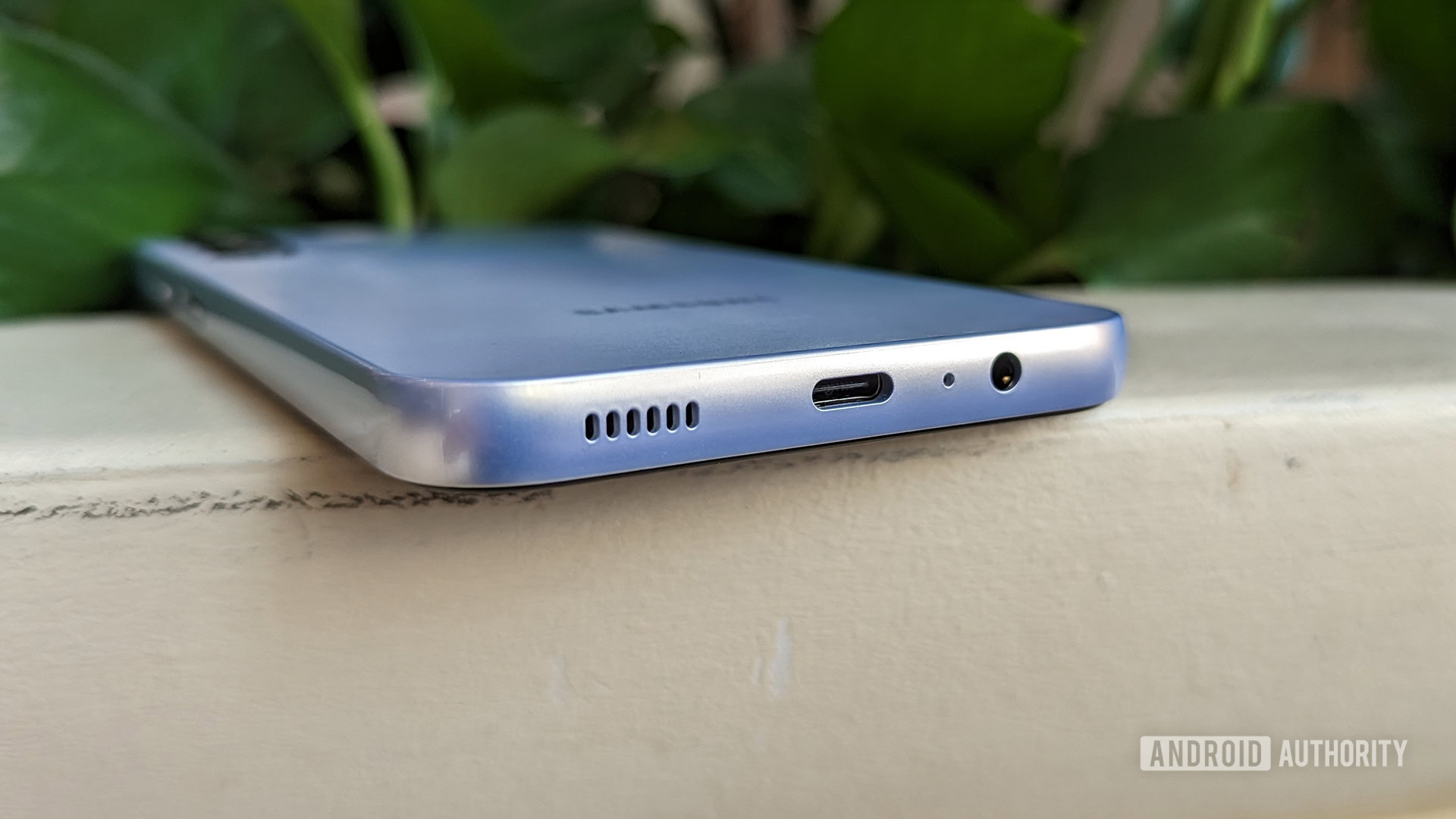 Olixar Slim 15W Fast Wireless Charger Pad - For Samsung Galaxy A54 5G