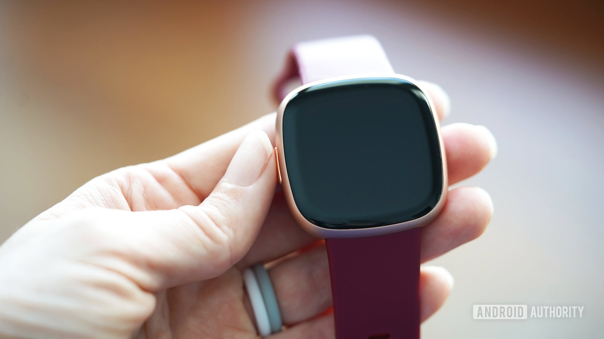 to turn your Fitbit on or off Android Authority