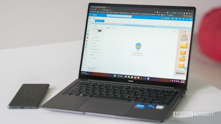 Outlook vs Gmail: How do they compare? - Android Authority