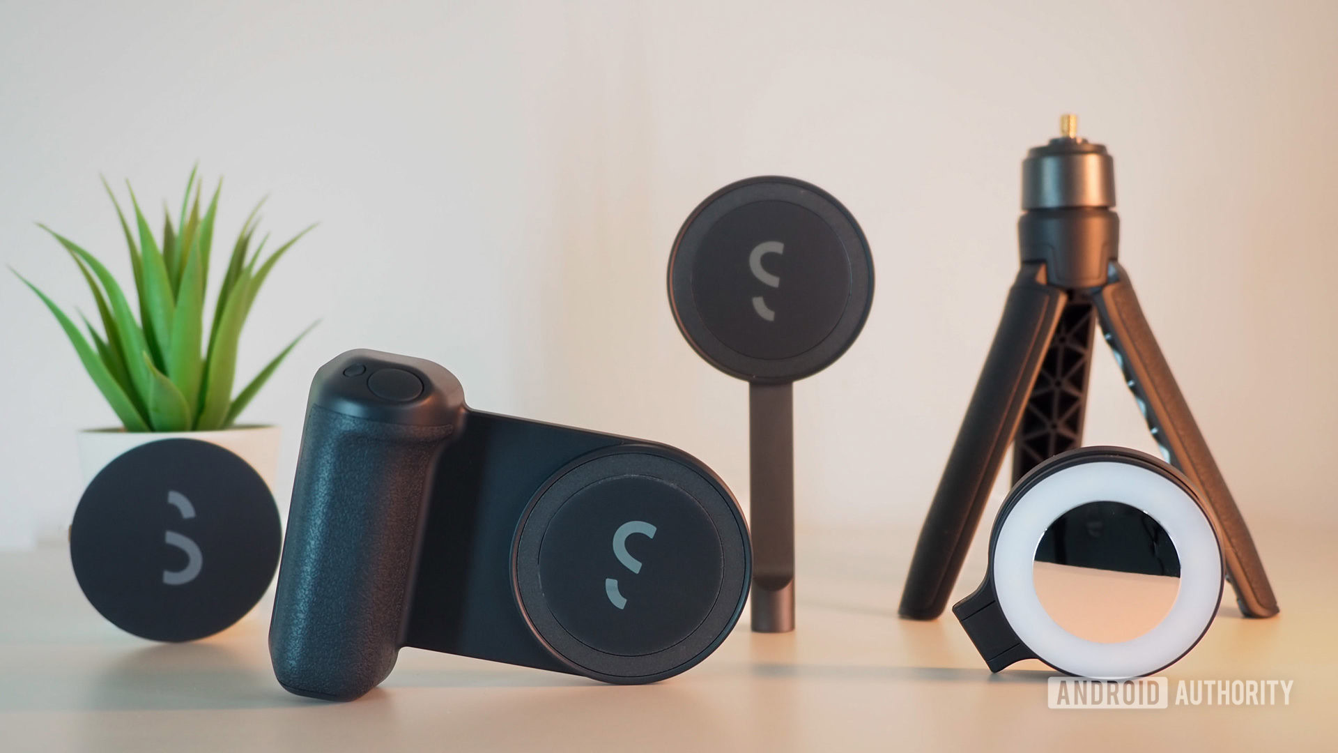 ShiftCam SnapGrip review: A MagSafe grip for better photos and videos