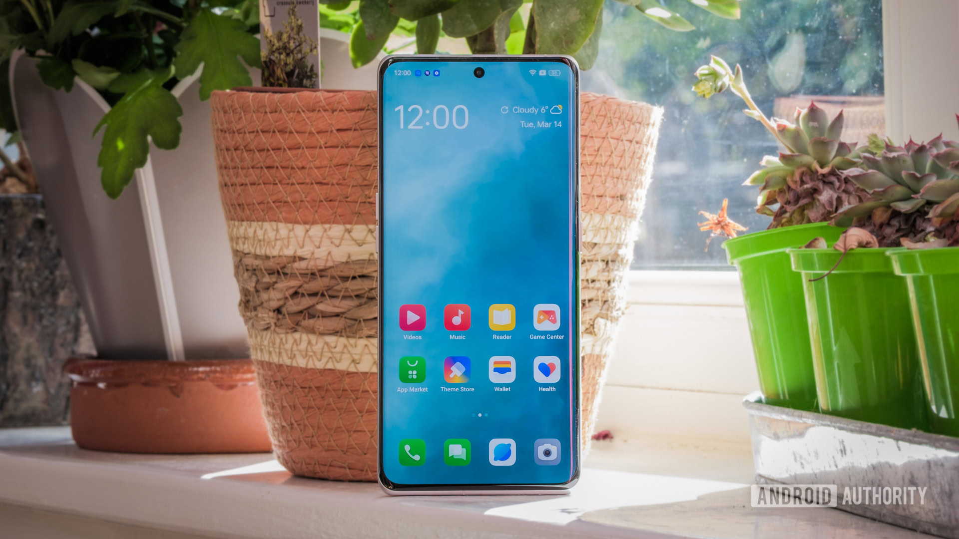OPPO Find X6 Pro review: The best phone you won't care about