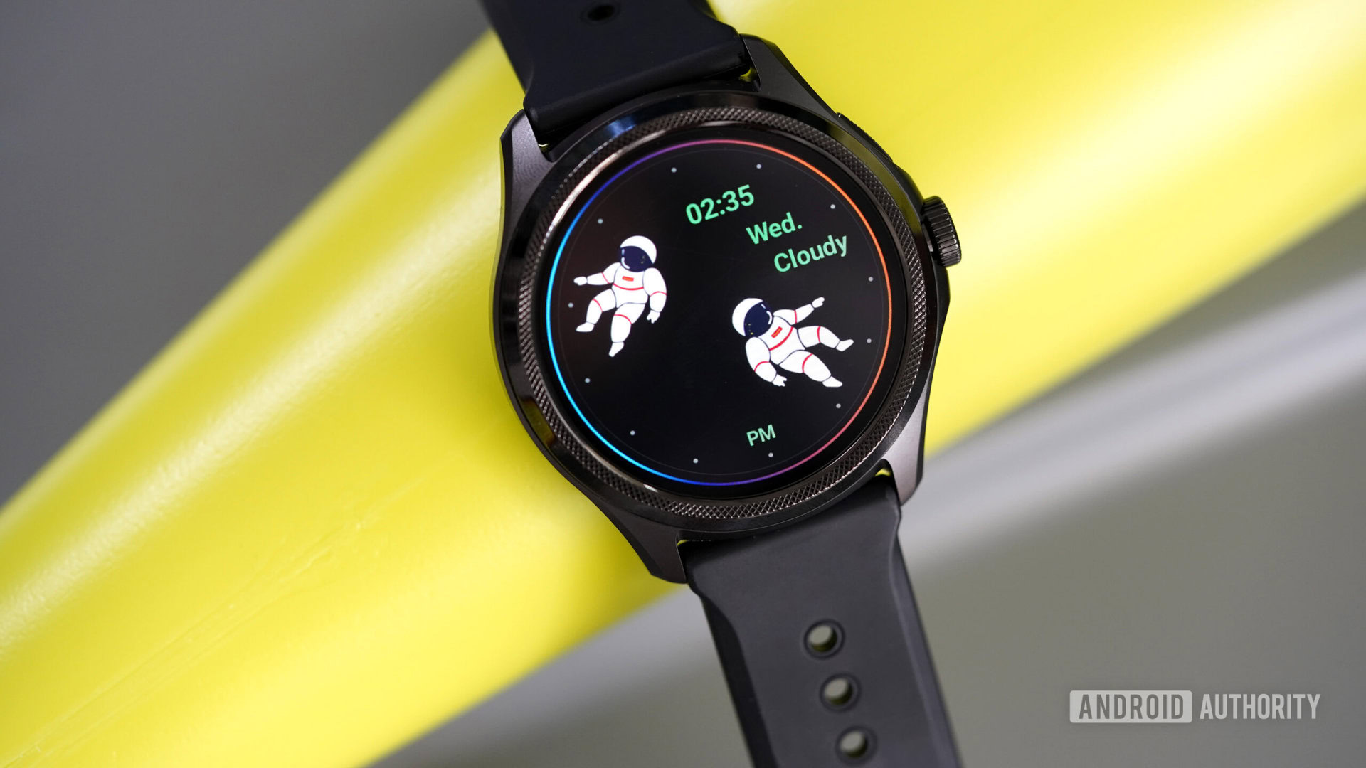 Mobvoi TicWatch Pro 5 review: The sum of great parts - Android Authority