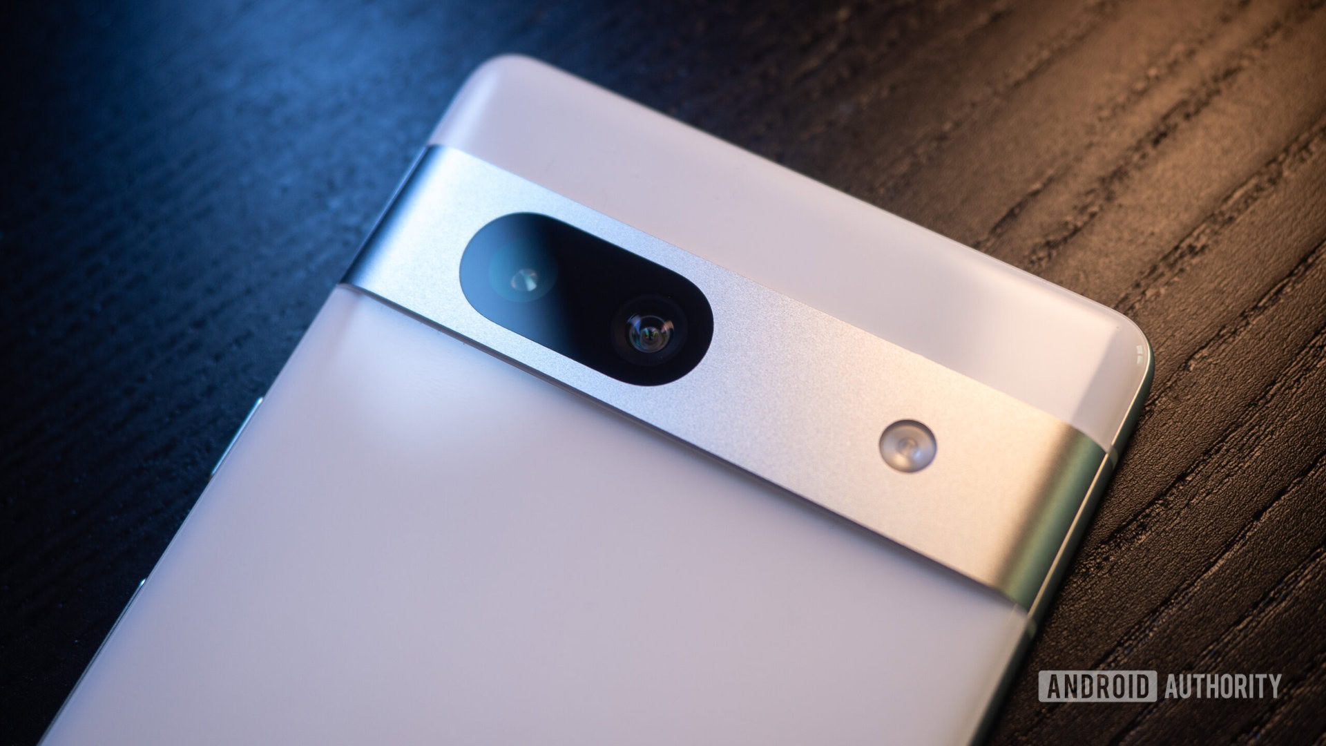  Google Pixel 7a 5G (128GB, 8GB) 6.1 OLED, 4K Camera